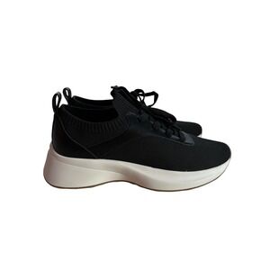 Gianni Bernini Black Floraa‎ Memory Foam Slip On Sneakers Women Size 8.5 Comfort